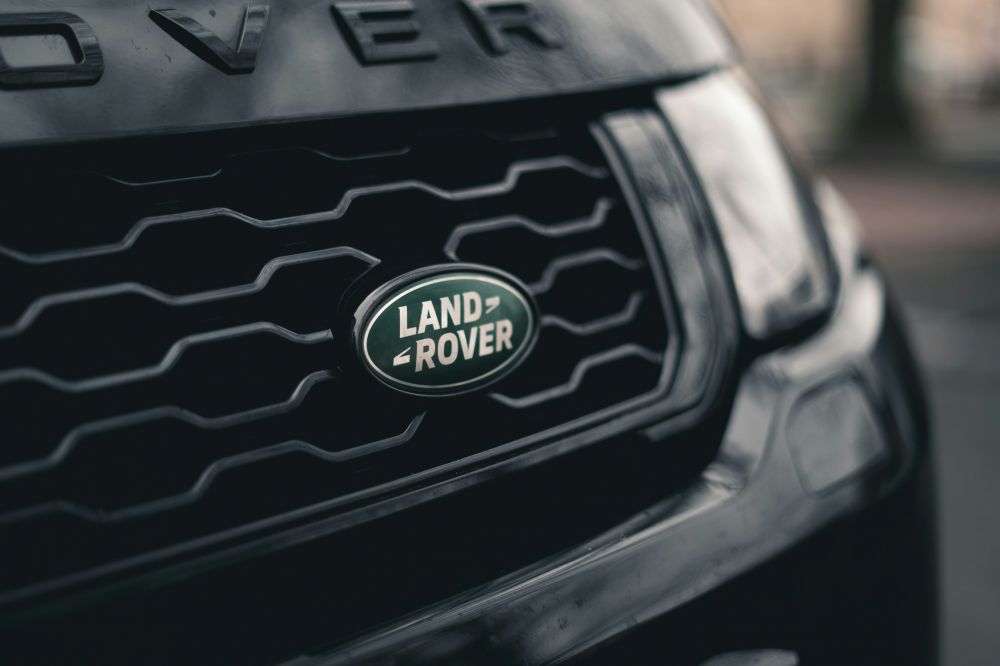 Land Rover service: Hvordan du sikrer din bils langtidsholdbarhed